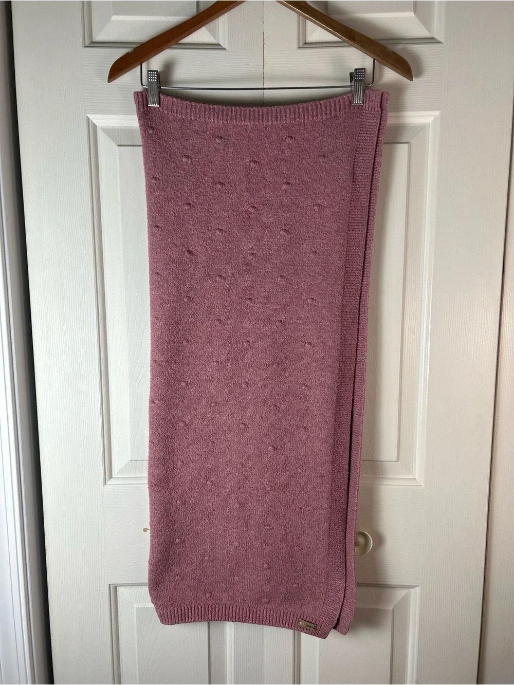 Bearpaw Baby Blanket Sweater Knit Raised Dots Texture
